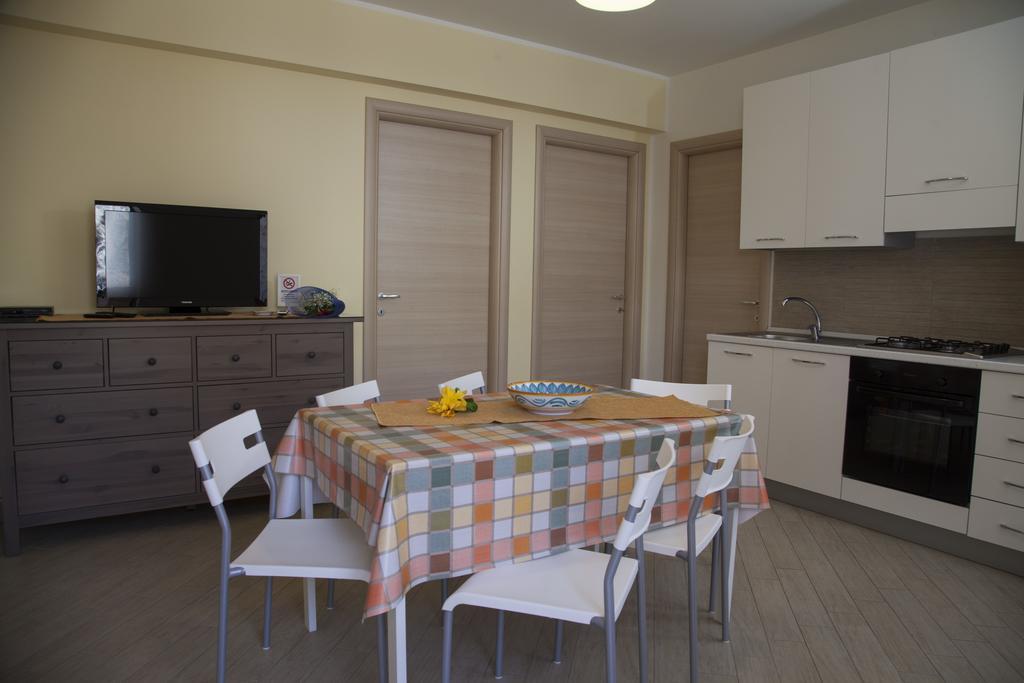 ريالمونتي Case Vacanze Baia الغرفة الصورة