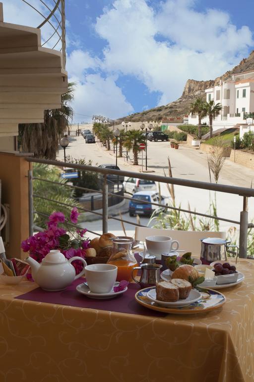ريالمونتي Case Vacanze Baia الغرفة الصورة